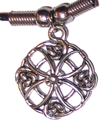 Celtic Knot Pendant (cc8)