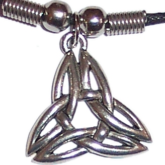 Celtic Knot Pendant (cc7)
