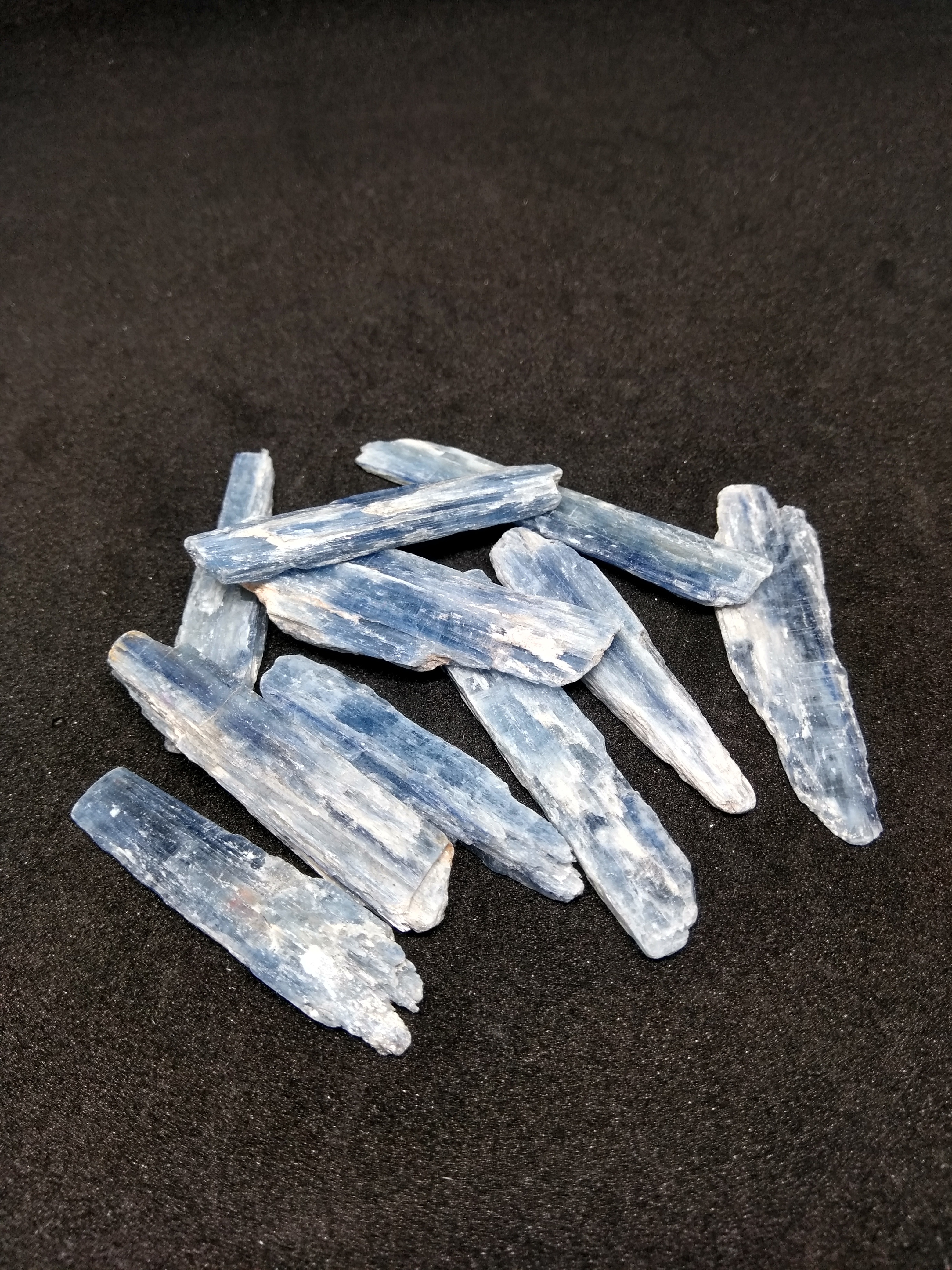Blue Kyanite - Click Image to Close